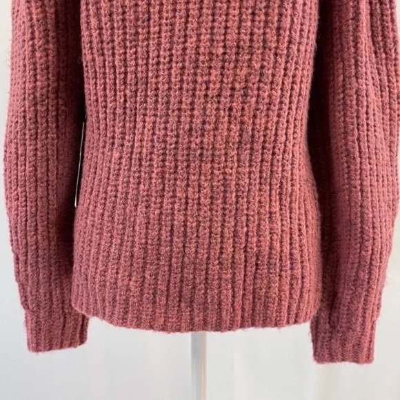 New Leith Chunky Knit Mock Neck Side Slit Sweater Raspberry Pink Size Small - Picture 12 of 15
